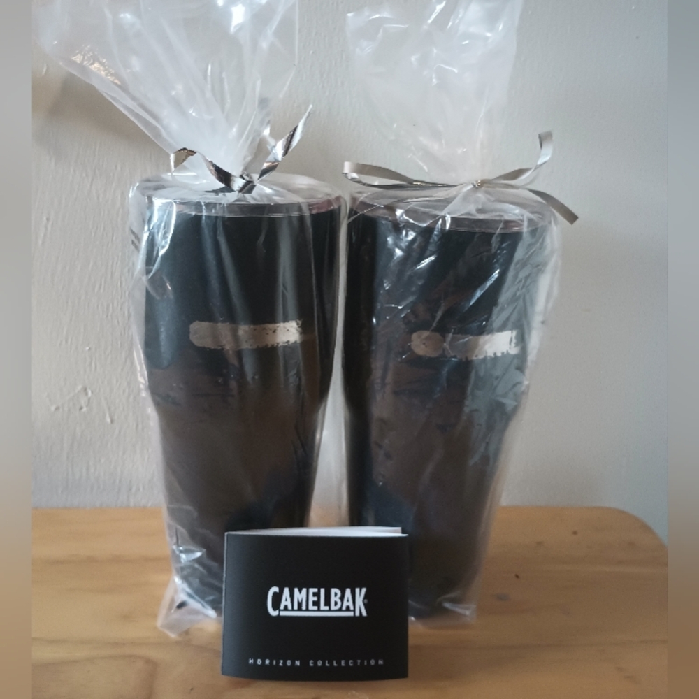 New CamelBak Black Tumbler Duo (2)